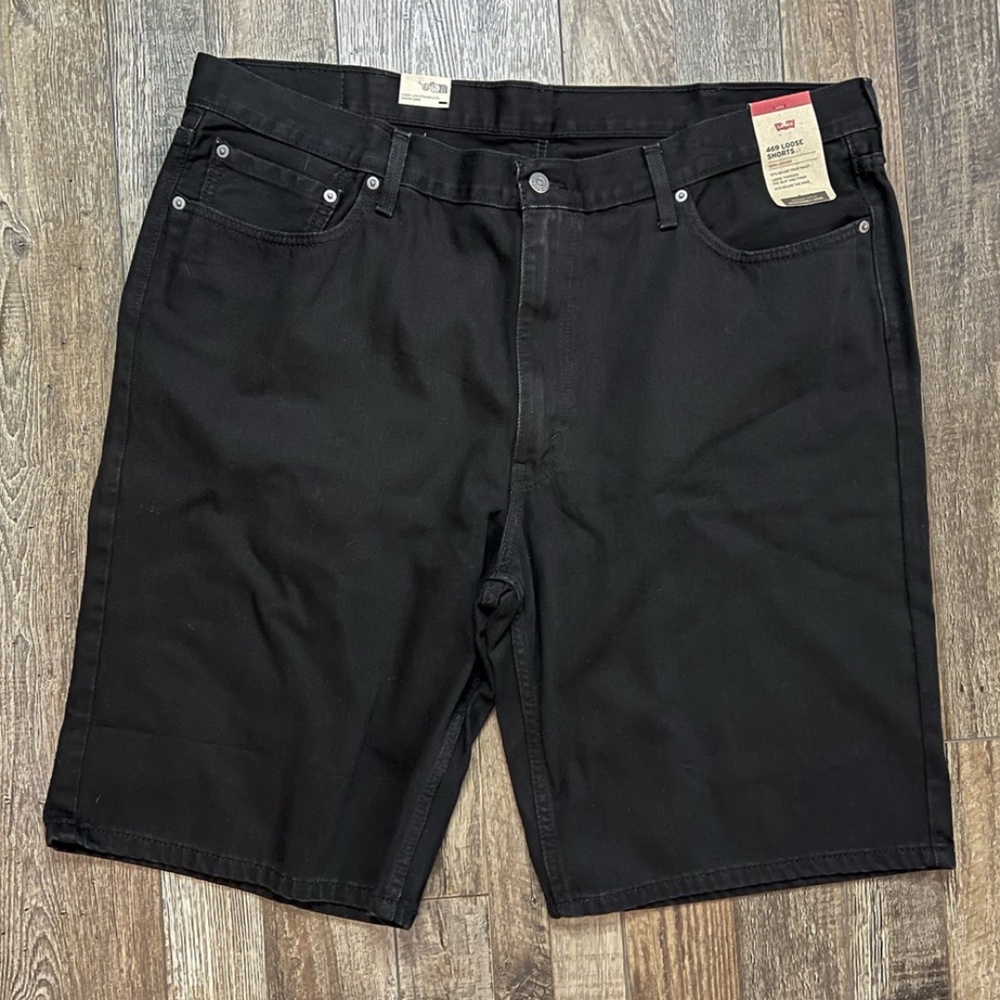 Levis Men's Big & Tall 469 Loose Fit Shorts 11" Inseam Black Size 44 NWT
